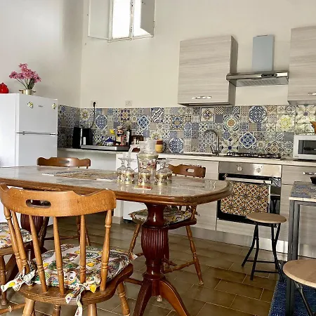 Duenya Ospitalita Siciliana Holiday home *